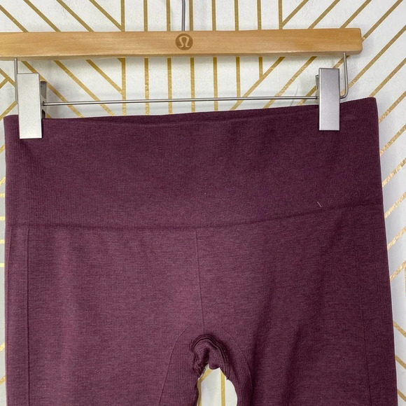 Lululemon In The Flow Crop II Heathered Bordeaux Drama Seamless Size US 8 - Picture 2 of 11